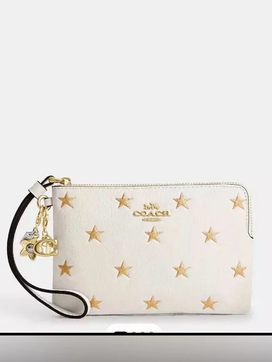 Coach Boxed Corner Zip Wristlet With Star Print And Charms - Picture 1 of 4